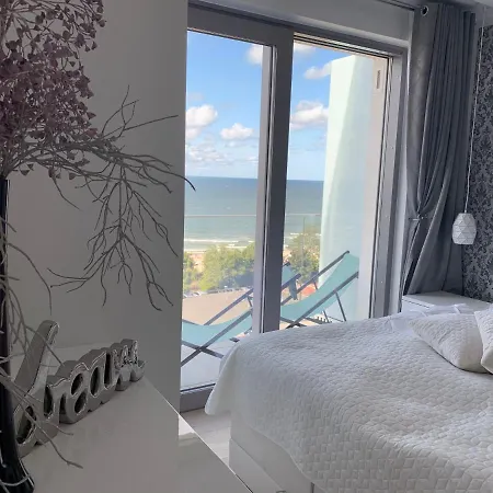 Luxe Baltic Sunset Apartment