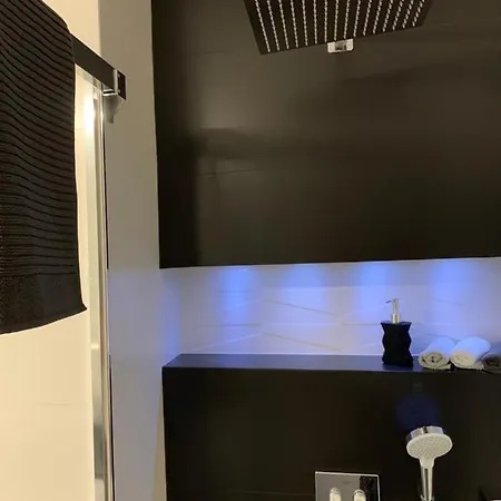 Luxe Baltic Sunset ミエンジズドロイェ